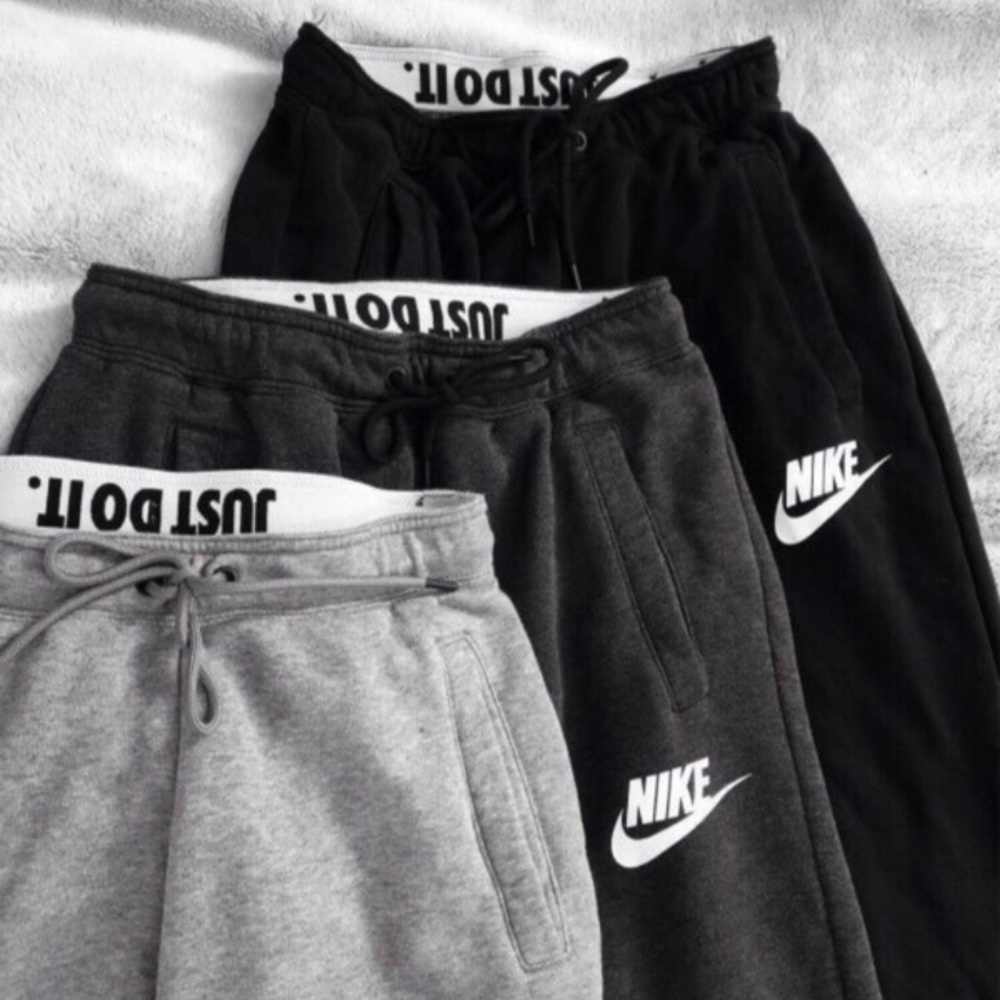 SOLD Nike joggers